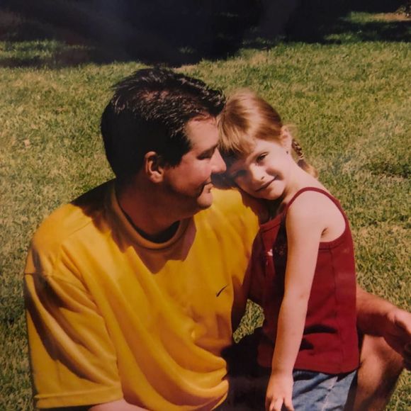 Meet your Posher, Mikaila - Picture 1 of 1